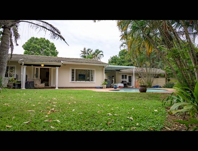 4 BEDROOM HOUSE FOR SALE IN COWIES HILL